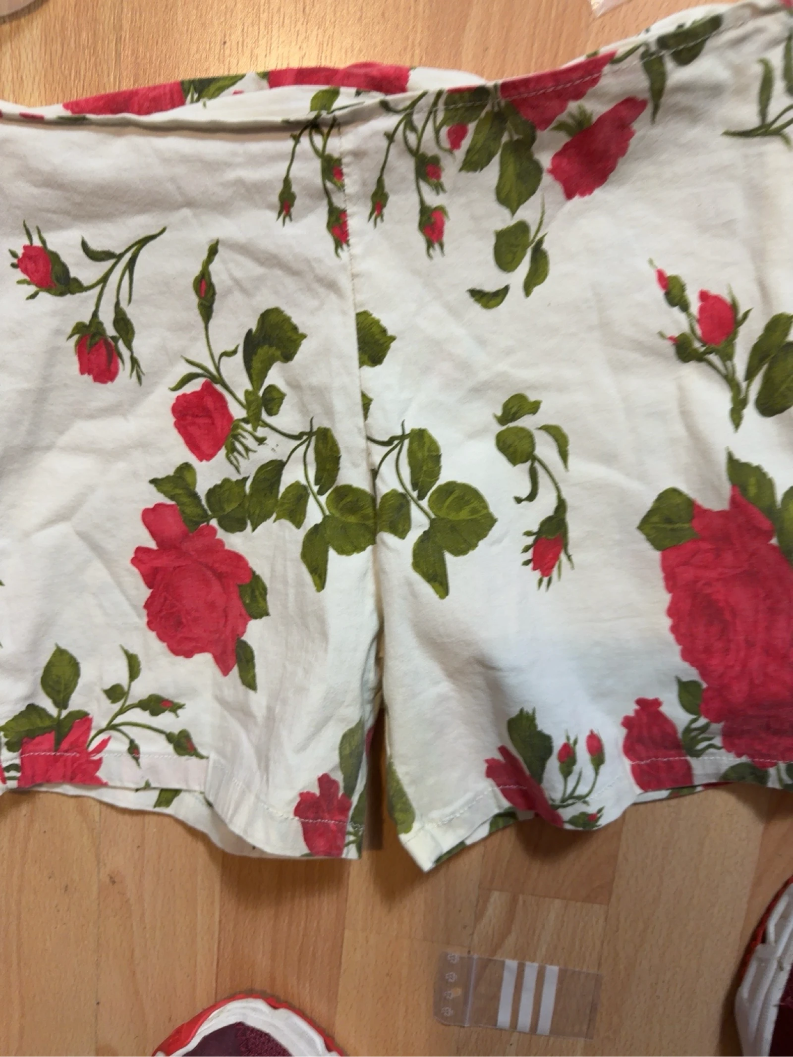 White pink rose print short L – photo 2